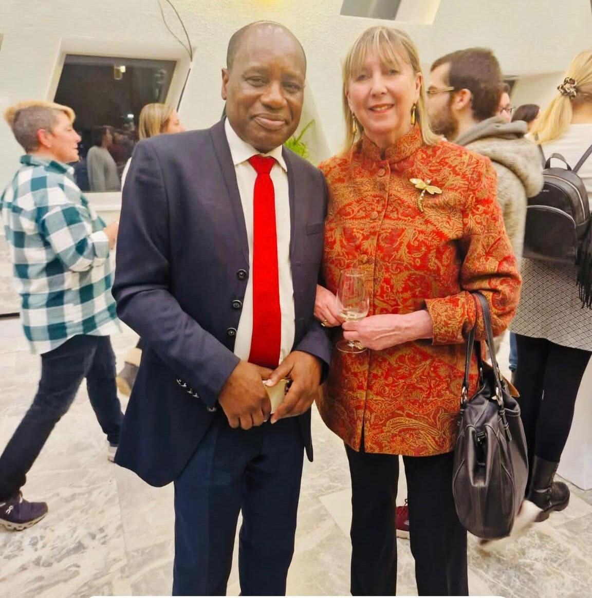 David Foka avec la Bourgmestre de Luxembourg-ville : Madame Lydie Polfer